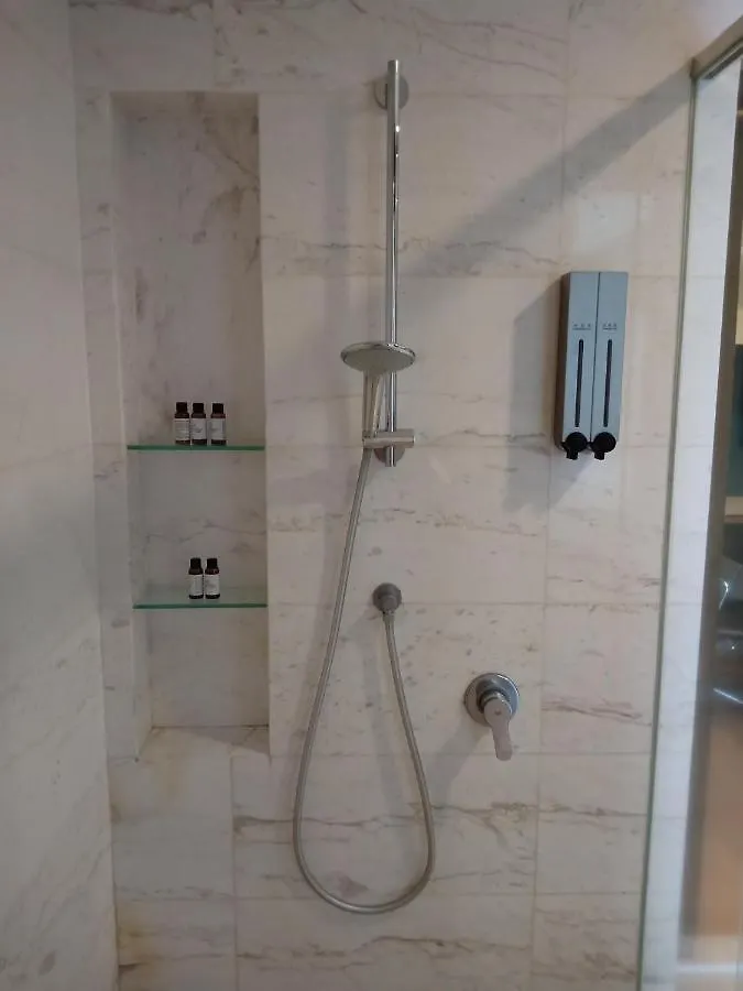 The Platinum Klcc Suites By Whitfield Kuala Lumpur Apartment
